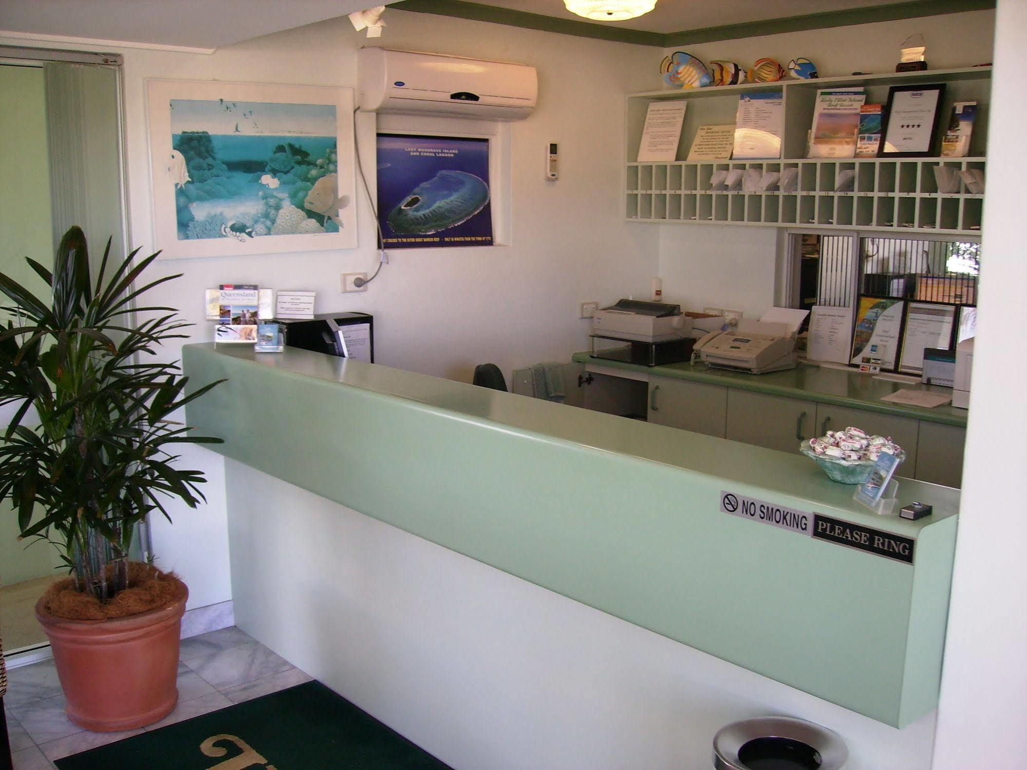Reef Adventureland Motor Inn Tannum Sands Exteriör bild